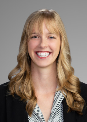 Photo of Stephanie Snyder-Zuasnabar